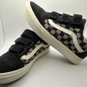 Vans AUTISM ACCEPTANCE Kids Black Check  High-Top Sneakers w/ red hearts